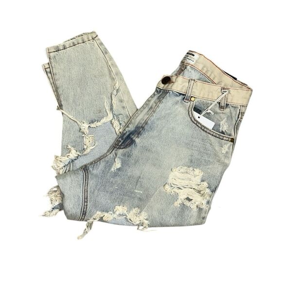 One Teaspoon Distressed Capri Jeans Pants(Size 26) - Picture 5 of 8